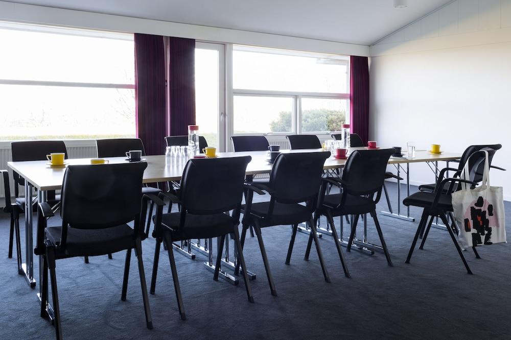 Scandic Aalborg Ost Экстерьер фото